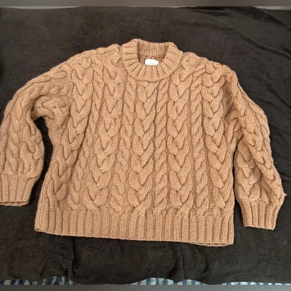 FLASH SALE!🎀DÔEN OLYMPUS🎀Sweater! VGUC! Size Medium! - Picture 2 of 16